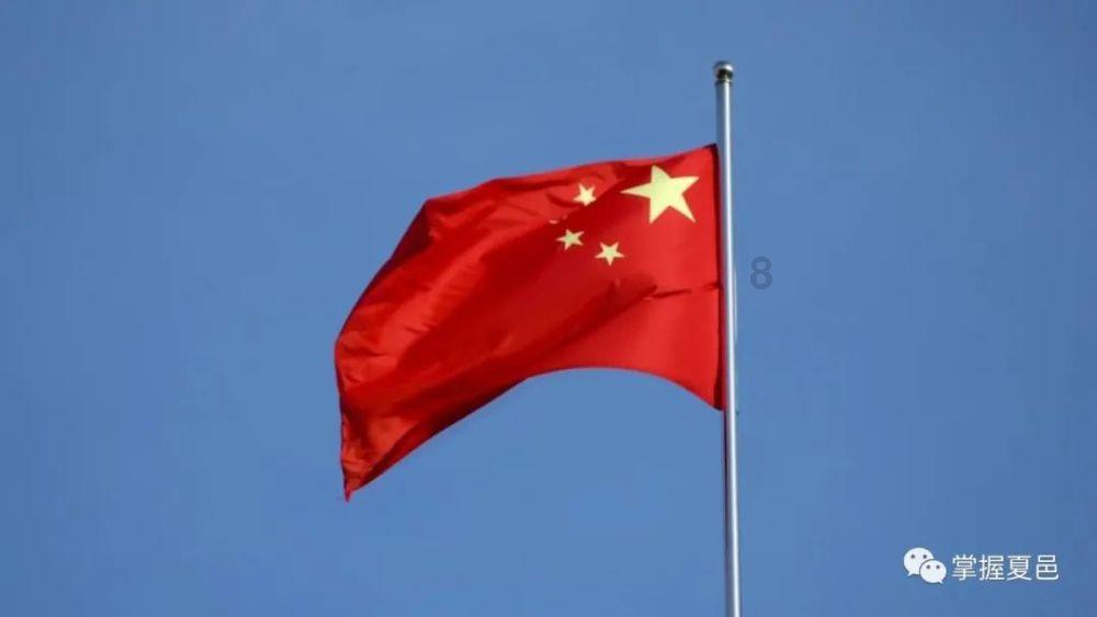 天冷了出去活动，如何避免「裹成熊」?游戏画面