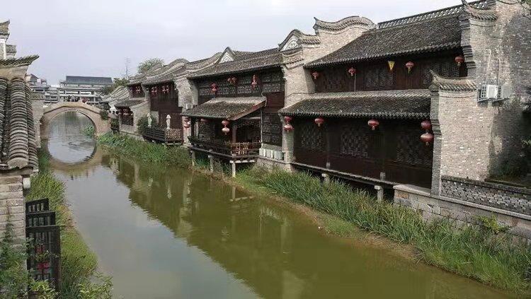 米体:穆里尼奥和那不勒斯暂无实际接触,该消息更像一个媒体建议